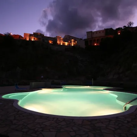 Hotel Borgo San Rocco 4*
